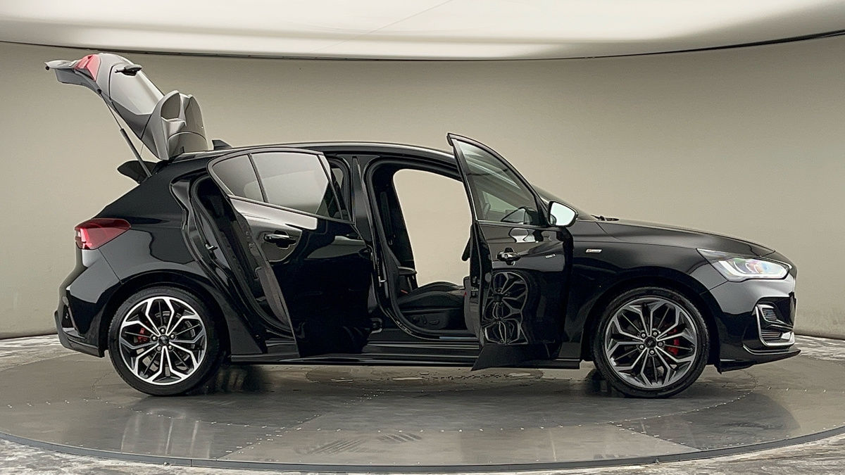 More views of Ford Focus