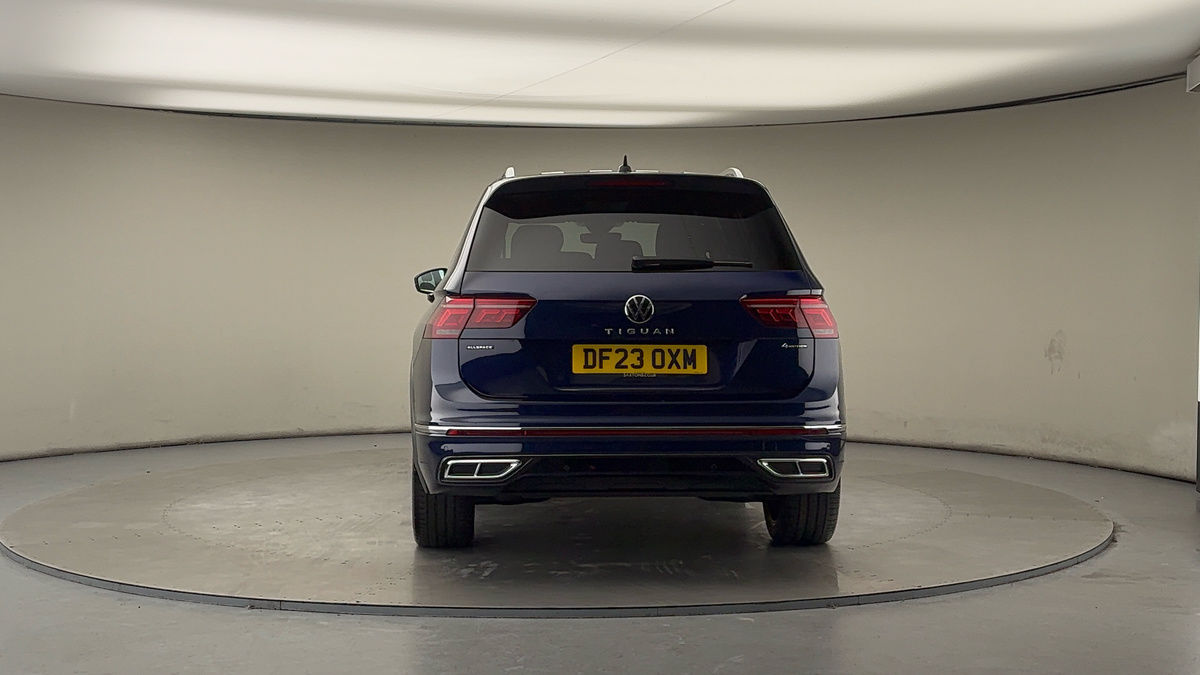 More views of Volkswagen Tiguan Allspace