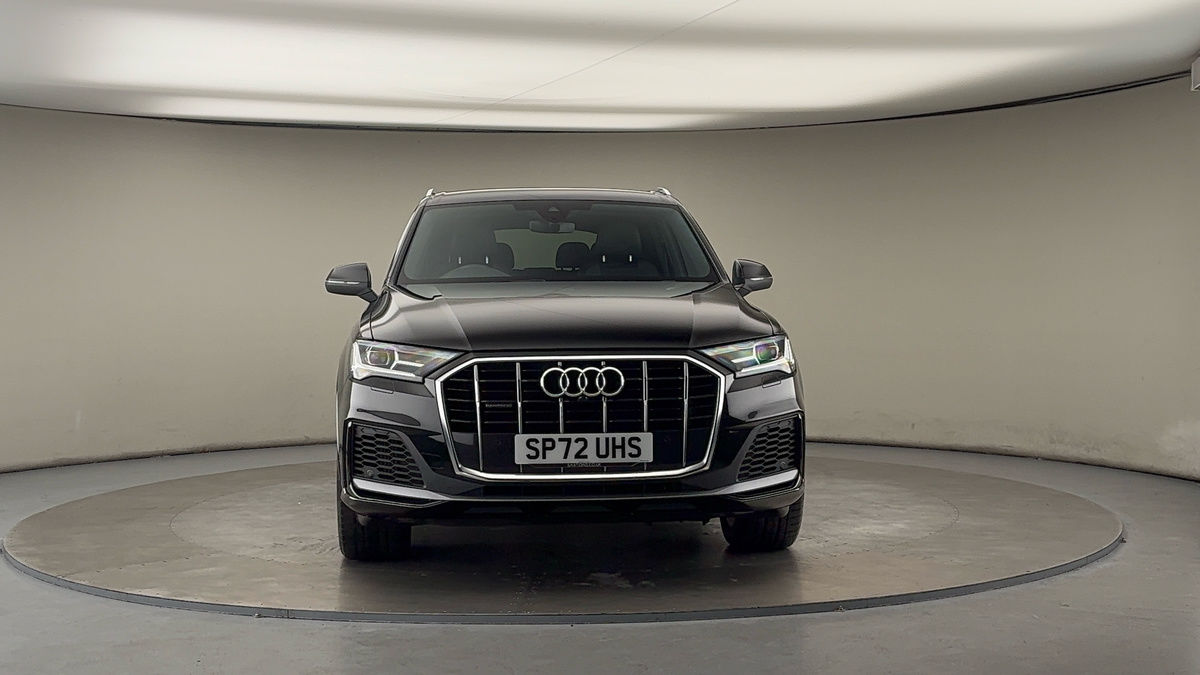 More views of Audi Q7