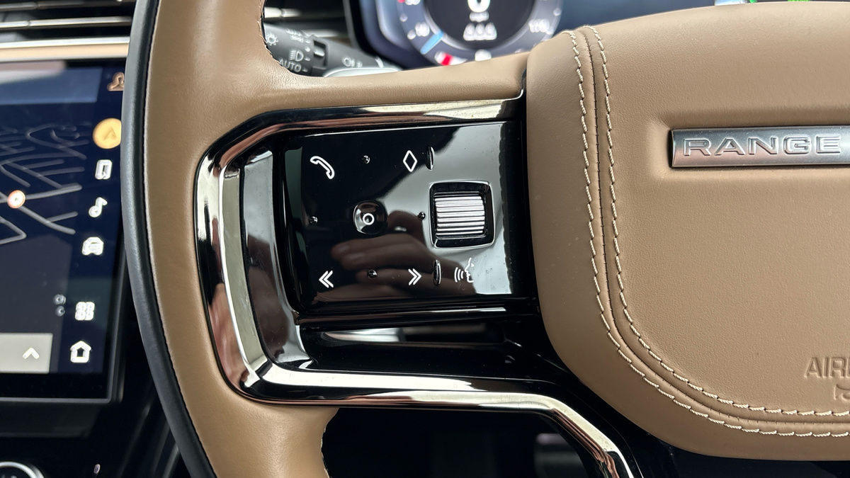 Land Rover Range Rover Sport Image 13