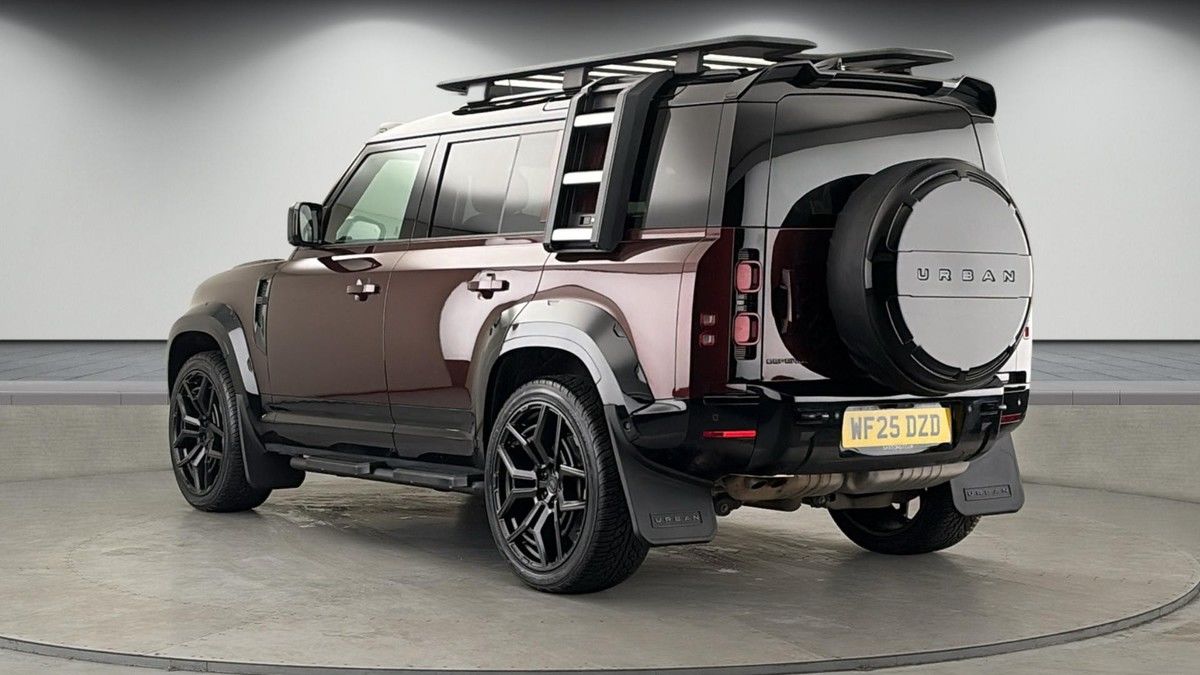 Land Rover Defender 110 Urban Image 2