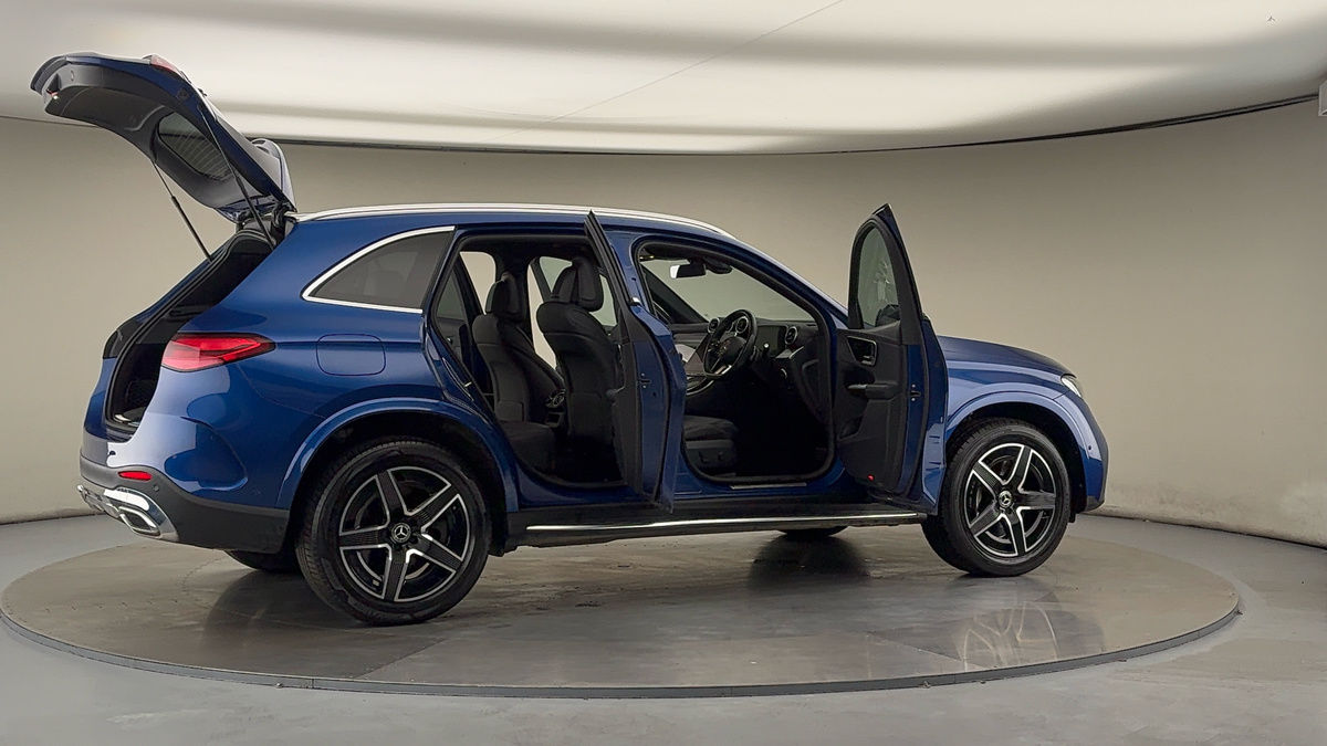 More views of Mercedes-Benz GLC