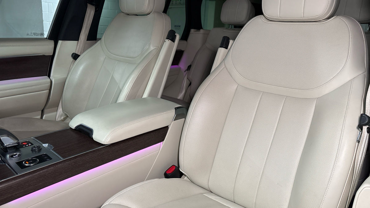 Land Rover Range Rover Image 7