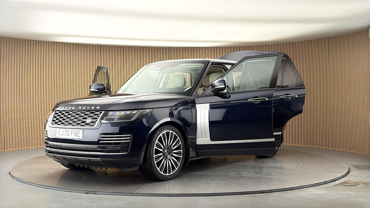 More views of Land Rover Range Rover