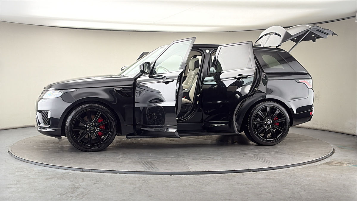 More views of Land Rover Range Rover Sport