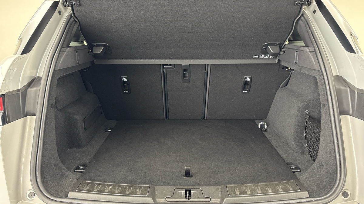 Land Rover Range Rover Evoque Image 11