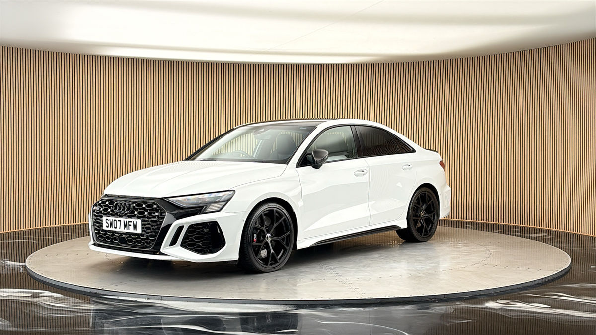 Audi RS3 Image 20