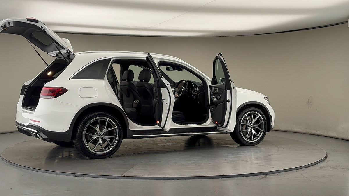 More views of Mercedes-Benz GLC