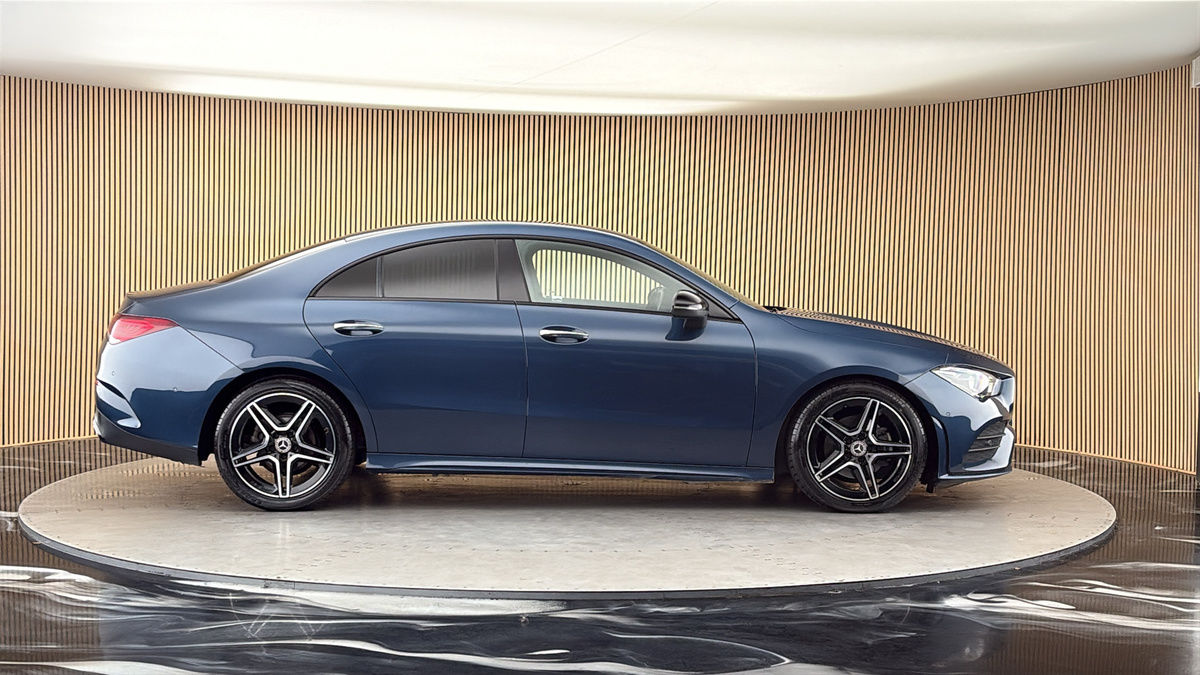 Mercedes-Benz CLA Image 16