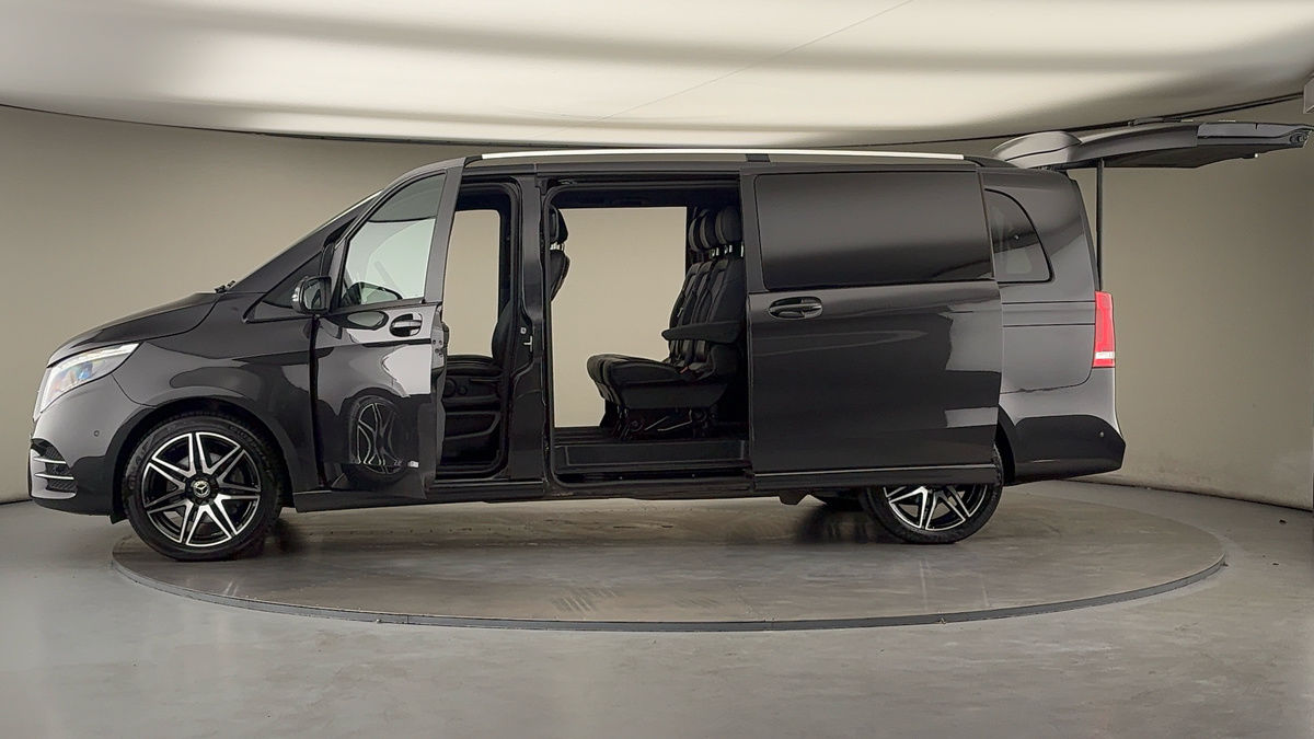 More views of Mercedes-Benz V Class