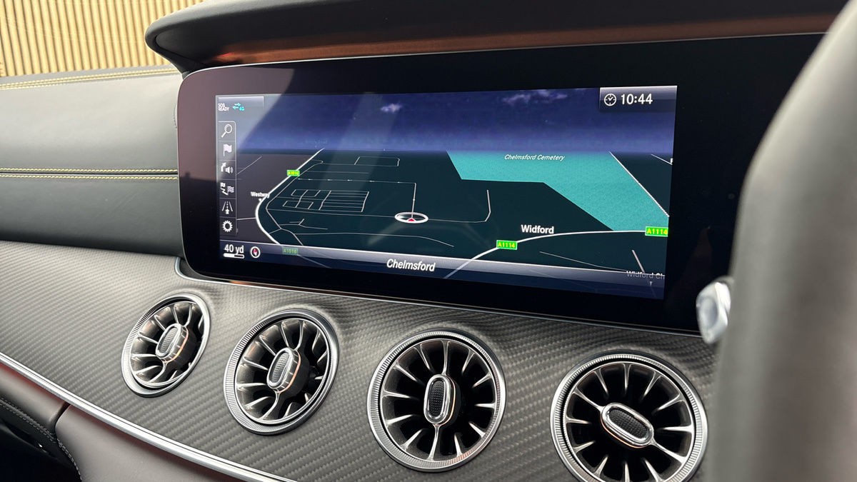 Mercedes-Benz AMG GT Image 17
