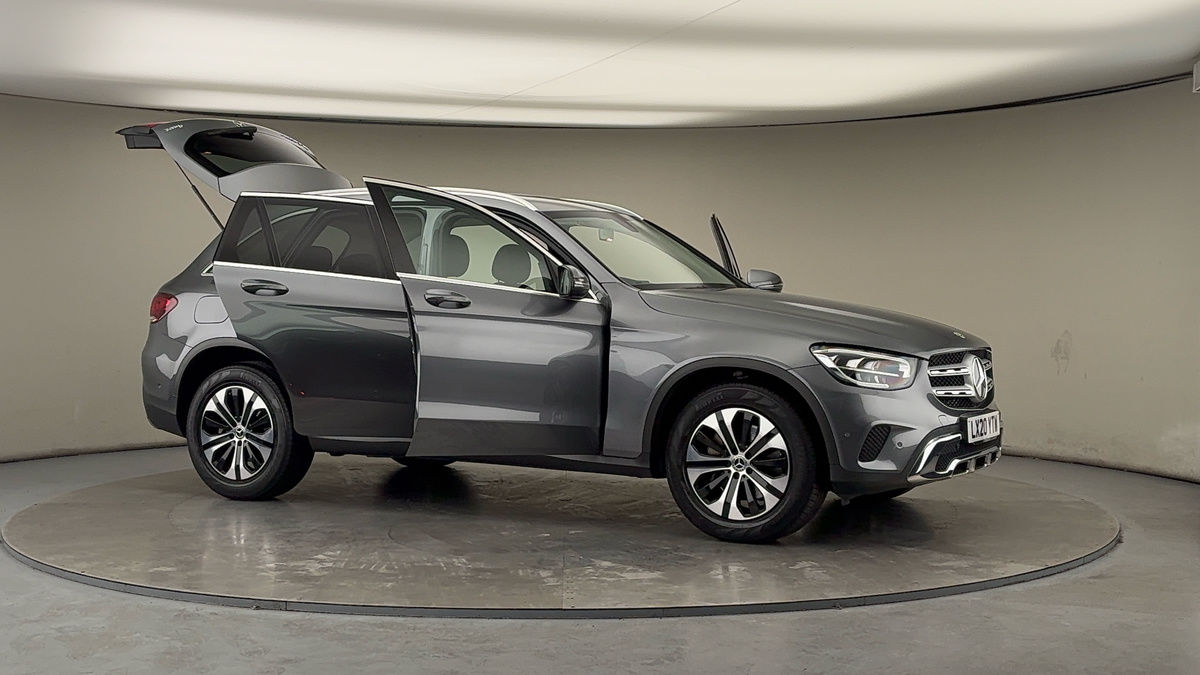 More views of Mercedes-Benz GLC