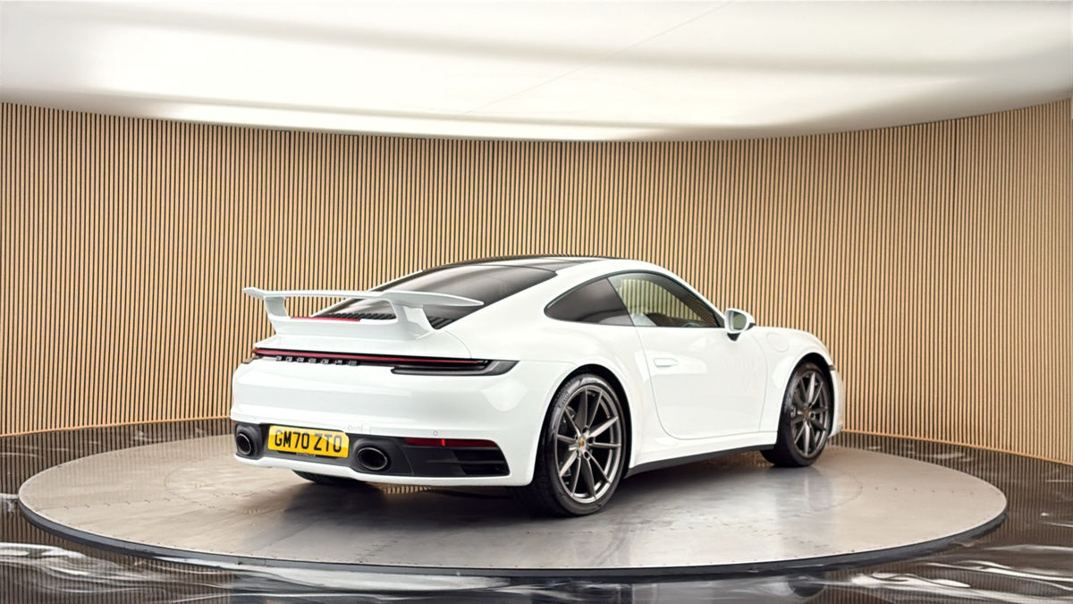 More views of Porsche 911