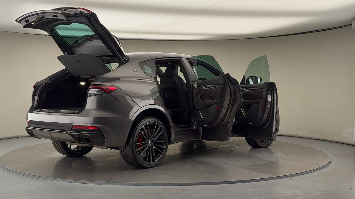 More views of Maserati Levante