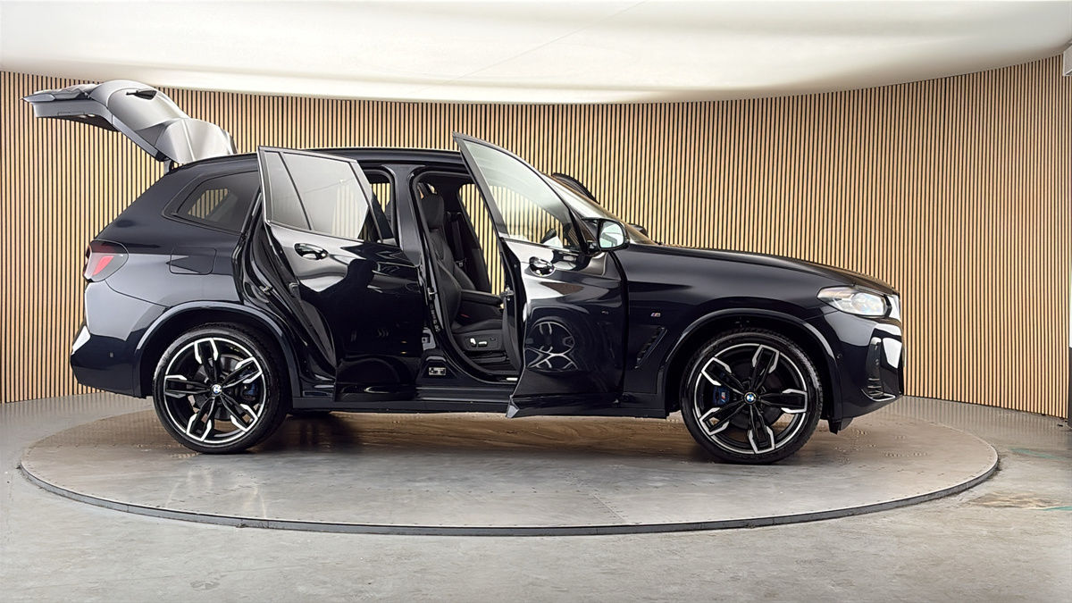 More views of BMW X3