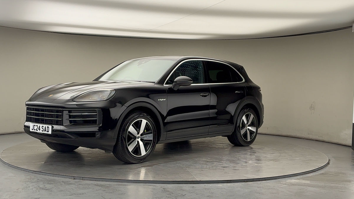 Porsche Cayenne Image 20