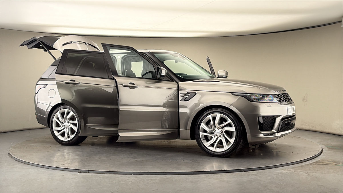 More views of Land Rover Range Rover Sport
