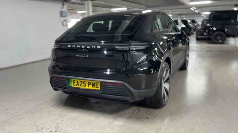 More views of Porsche Macan