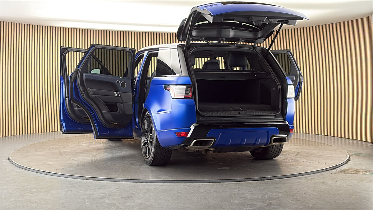 More views of Land Rover Range Rover Sport