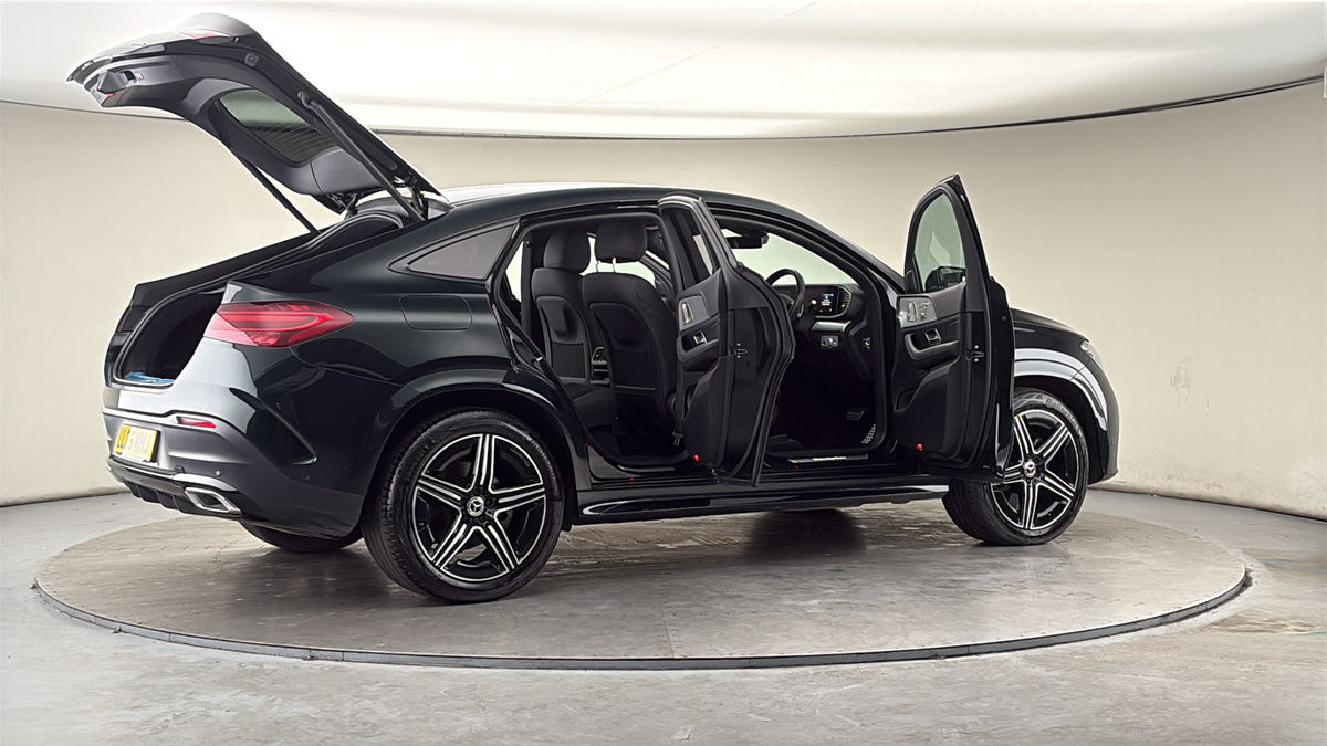 More views of Mercedes-Benz GLE