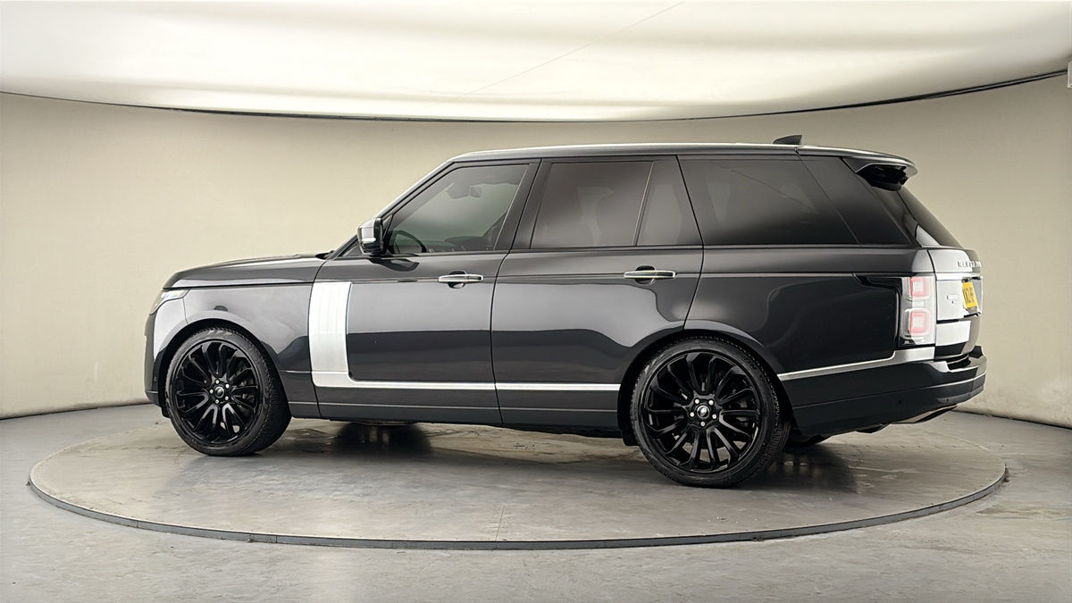 More views of Land Rover Range Rover