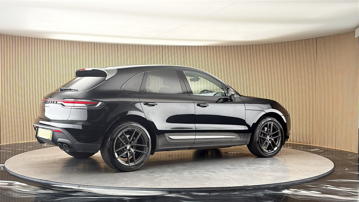 More views of Porsche Macan