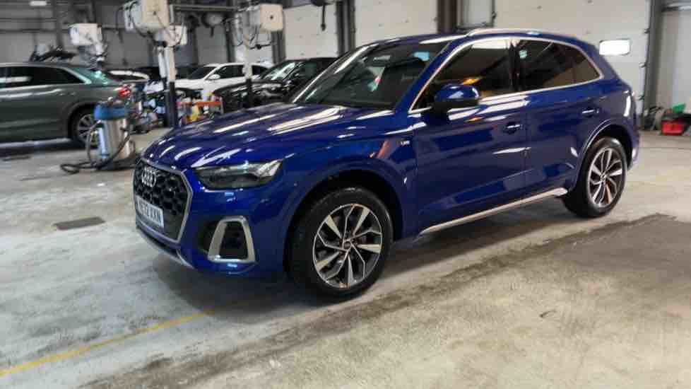 More views of Audi Q5