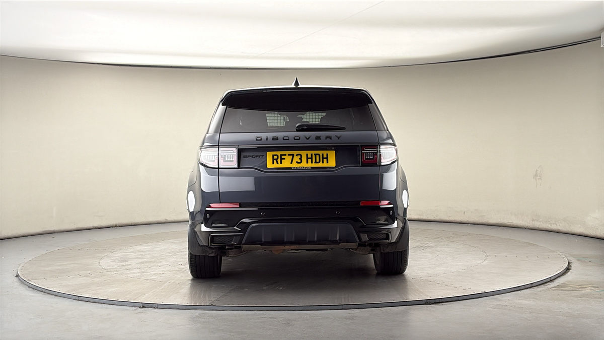 Land Rover Discovery Sport Image 4