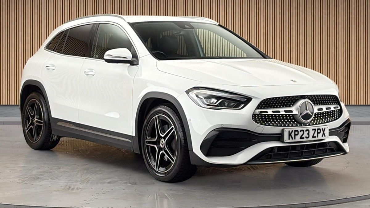 Mercedes-Benz GLA Sticky Header Image