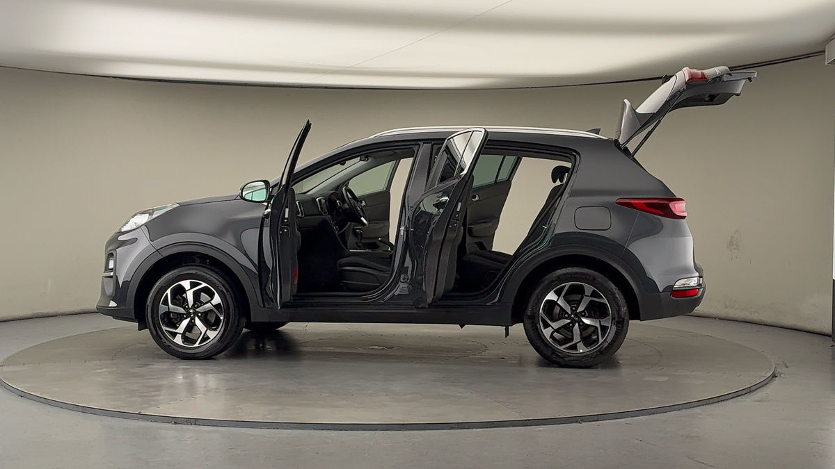 More views of Kia Sportage