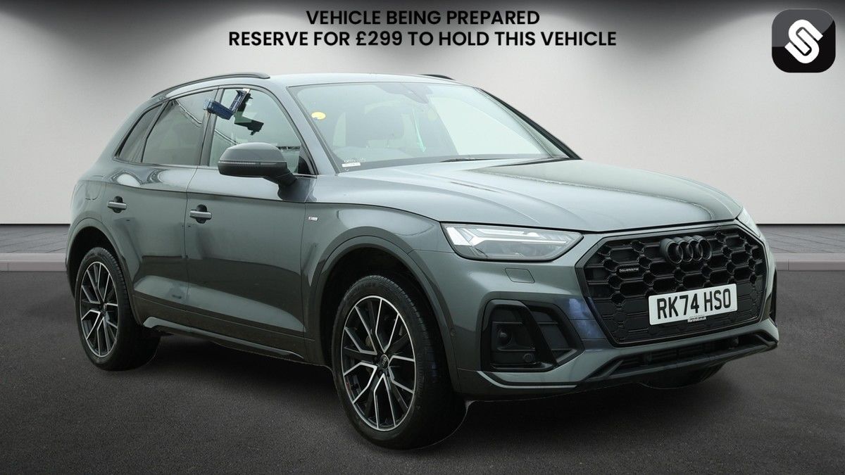 Audi Q5 Sticky Header Image