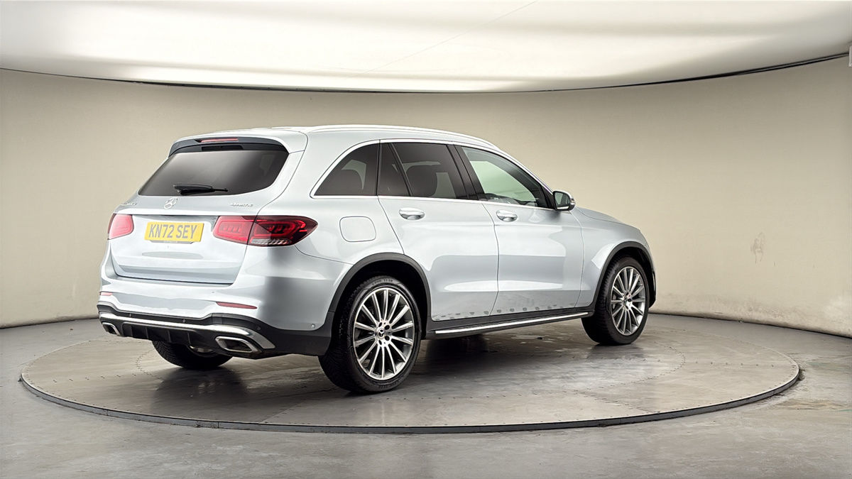Mercedes-Benz GLC Image 21