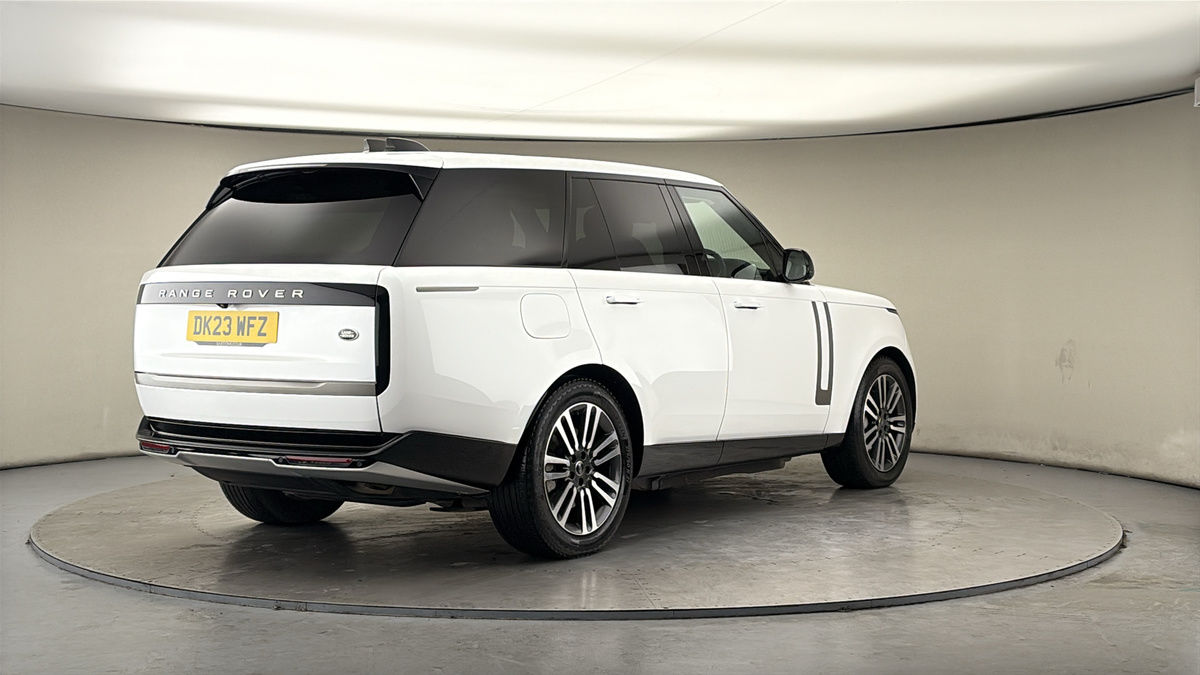 More views of Land Rover Range Rover