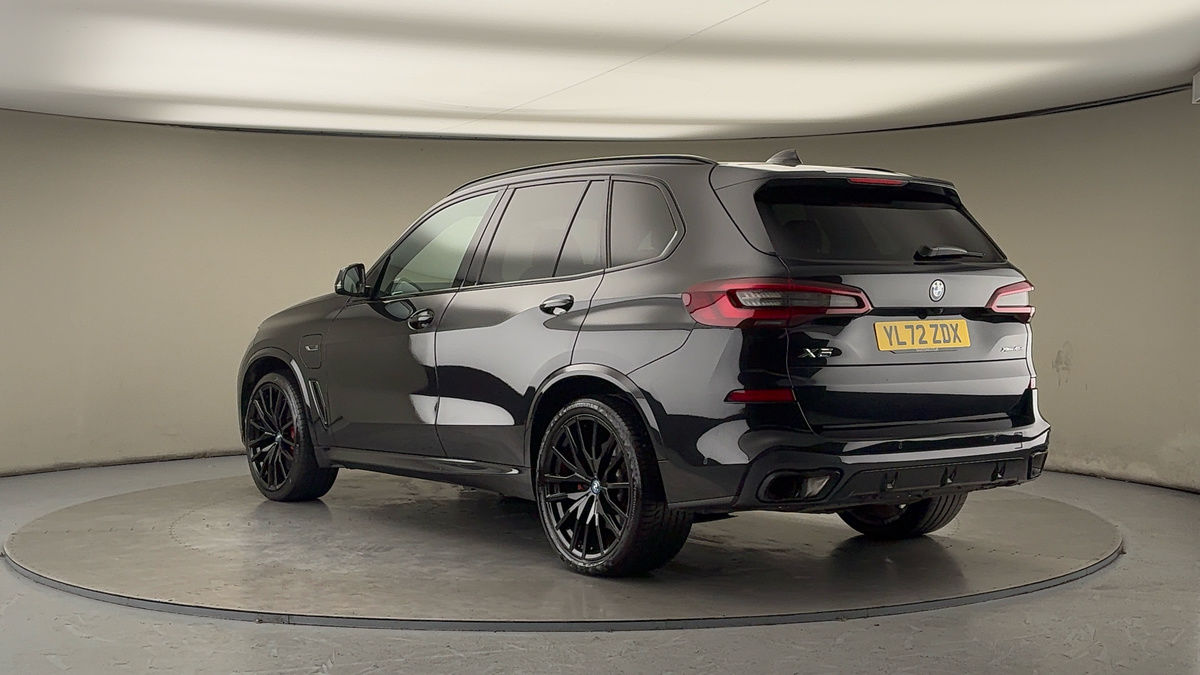 BMW X5 Image 2
