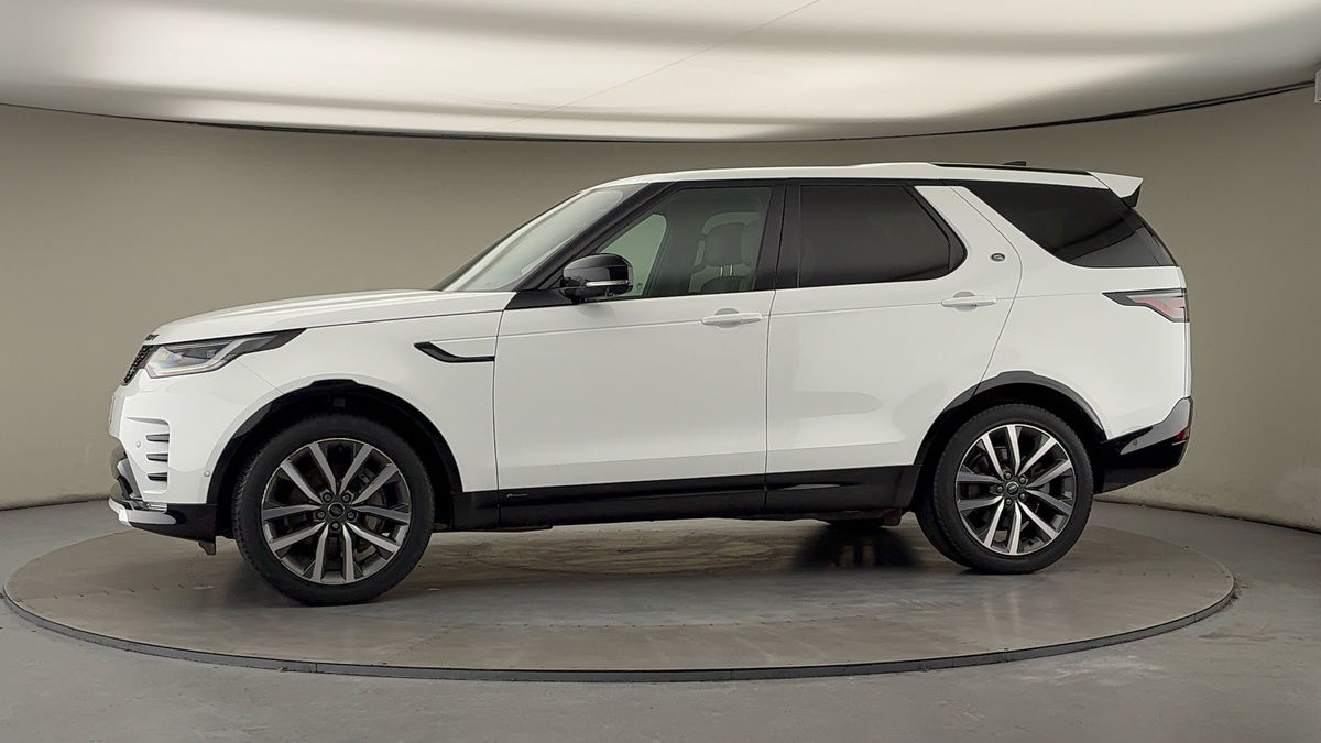 More views of Land Rover Discovery