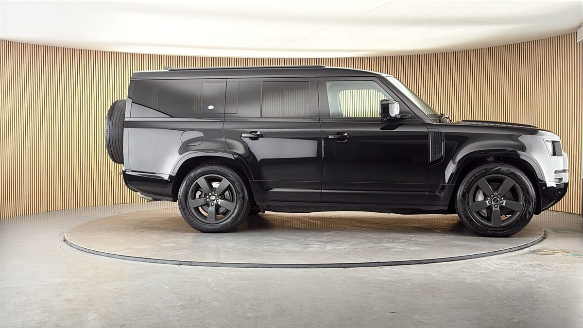 More views of Land Rover Defender 130