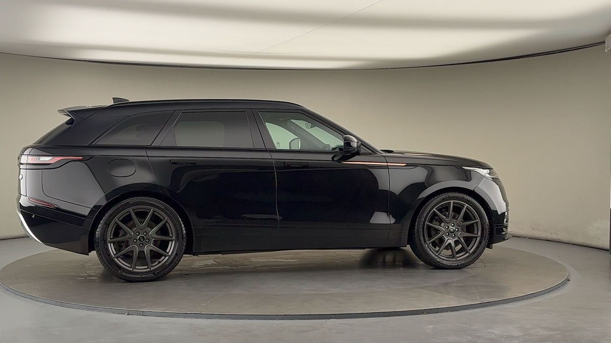 More views of Land Rover Range Rover Velar
