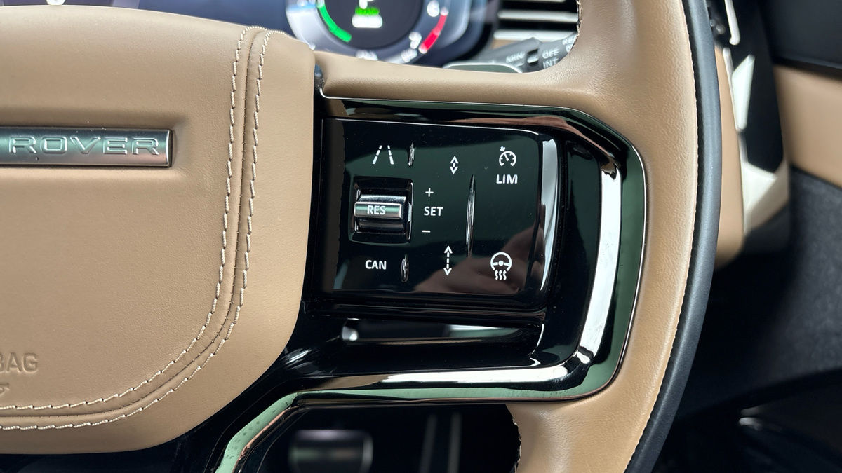 Land Rover Range Rover Sport Image 14