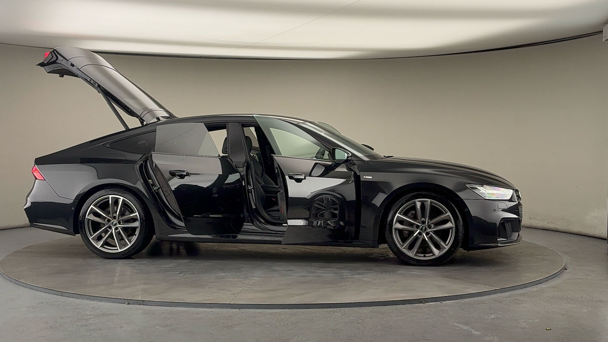 More views of Audi A7