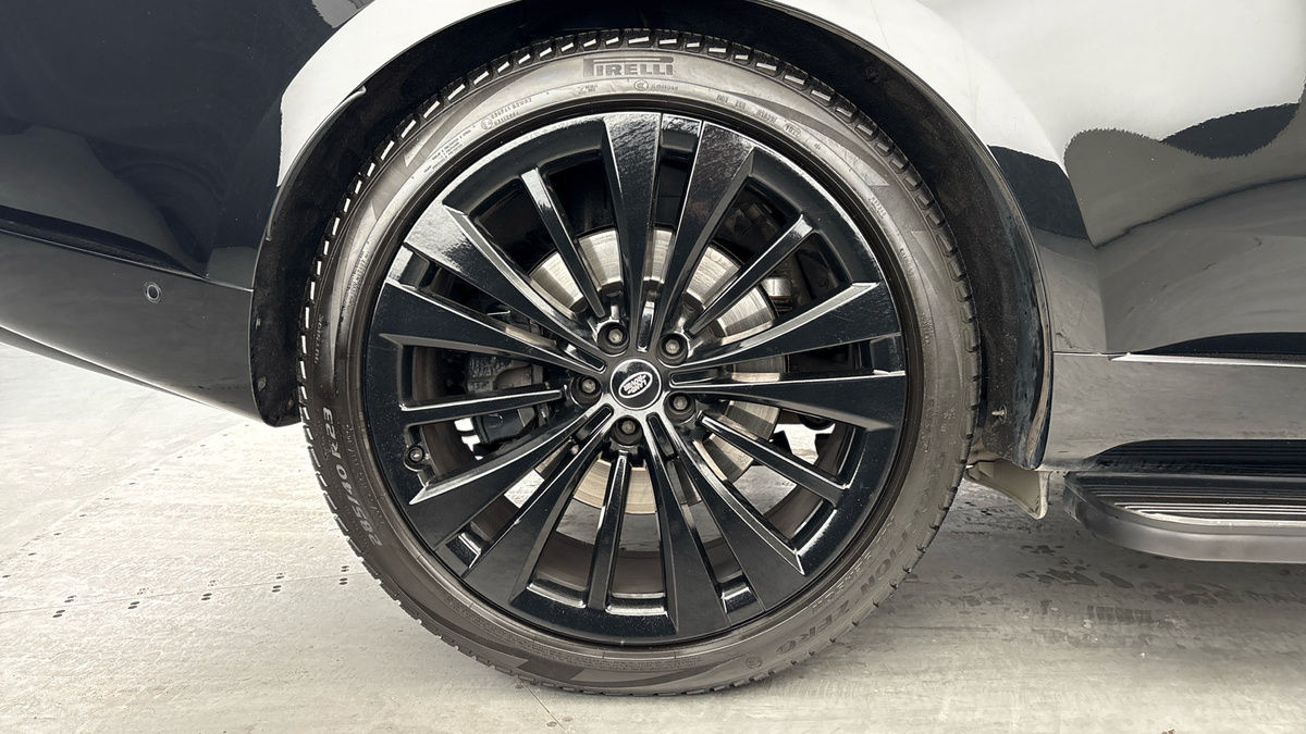 Land Rover Range Rover Image 10