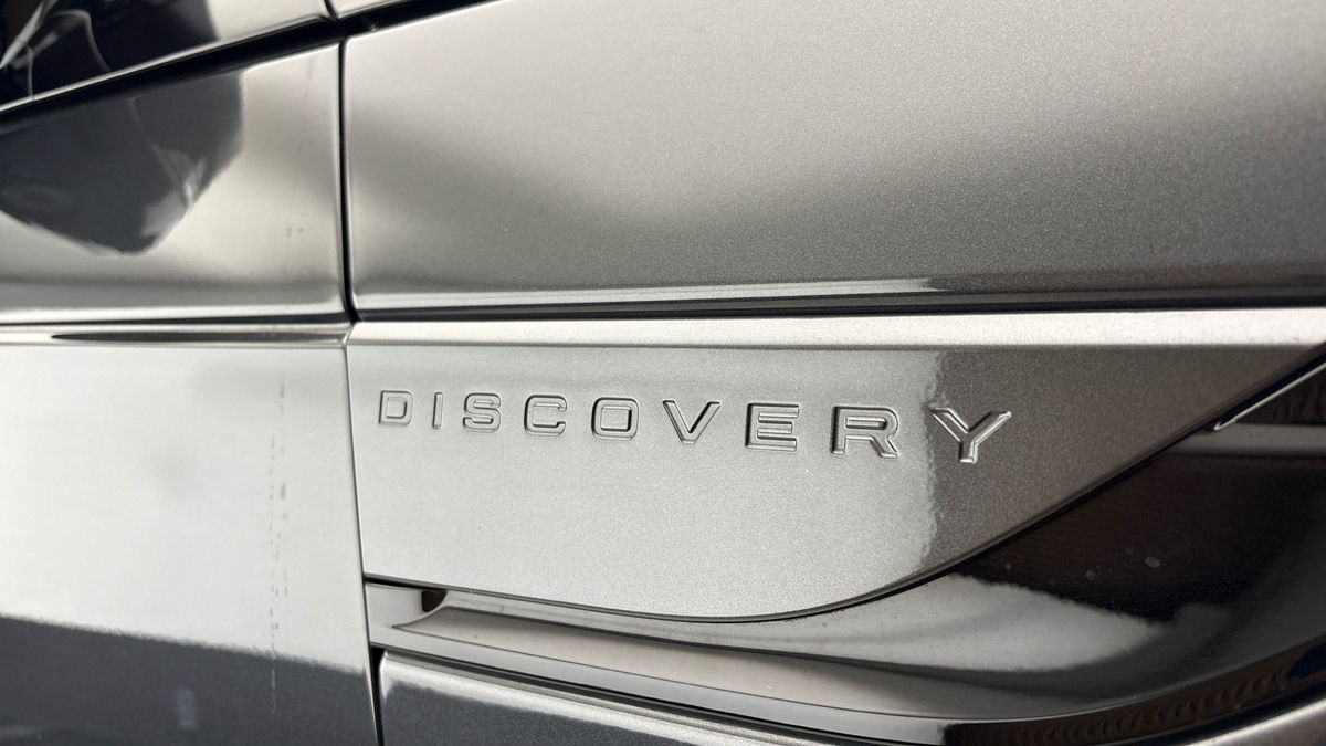 Land Rover Discovery Image 38