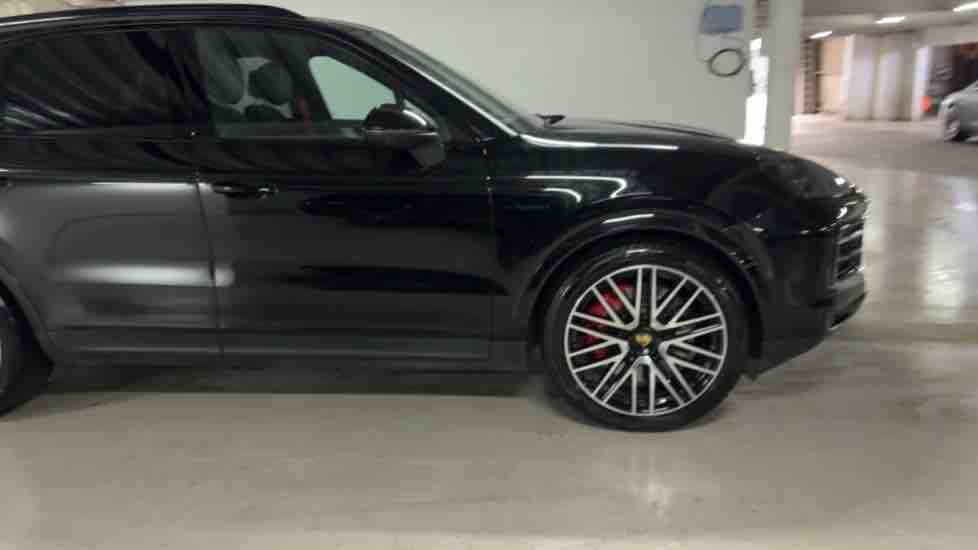 More views of Porsche Cayenne