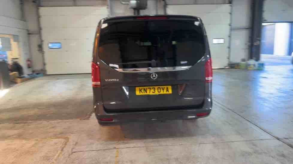 More views of Mercedes-Benz V Class
