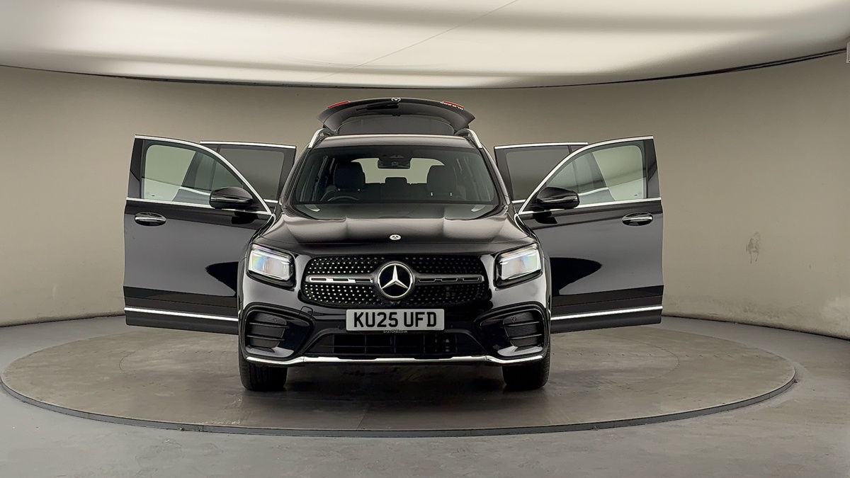 More views of Mercedes-Benz GLB