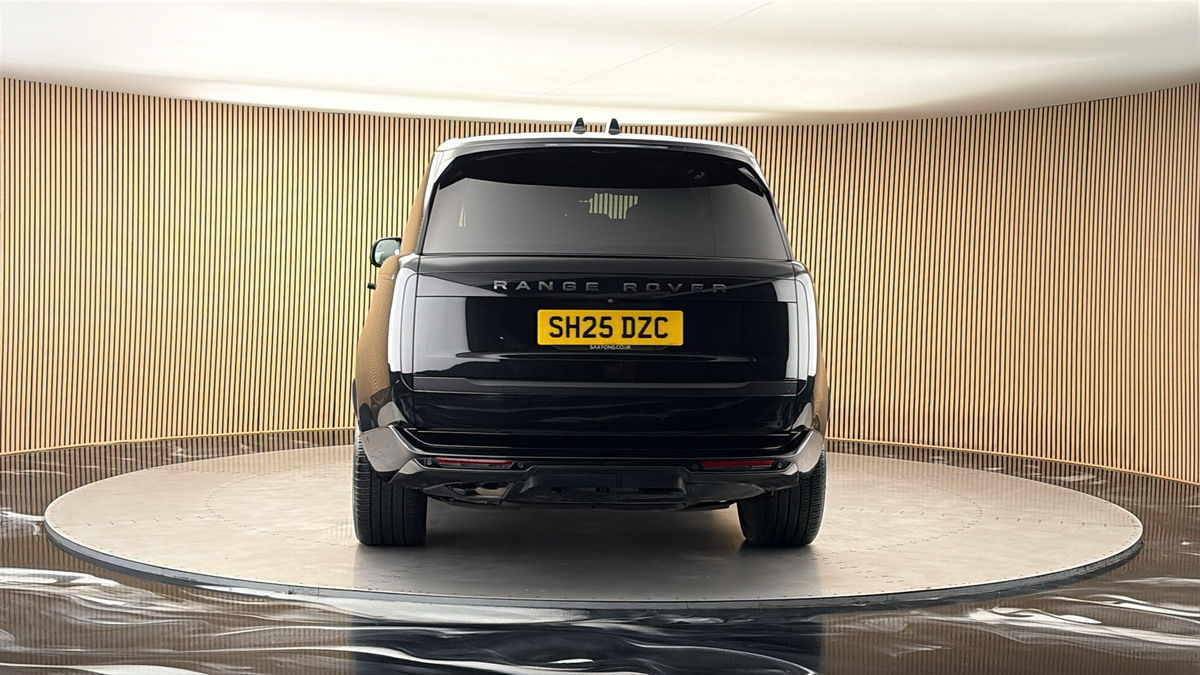 More views of Land Rover Range Rover