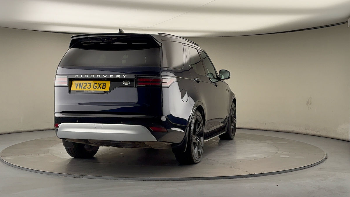 More views of Land Rover Discovery