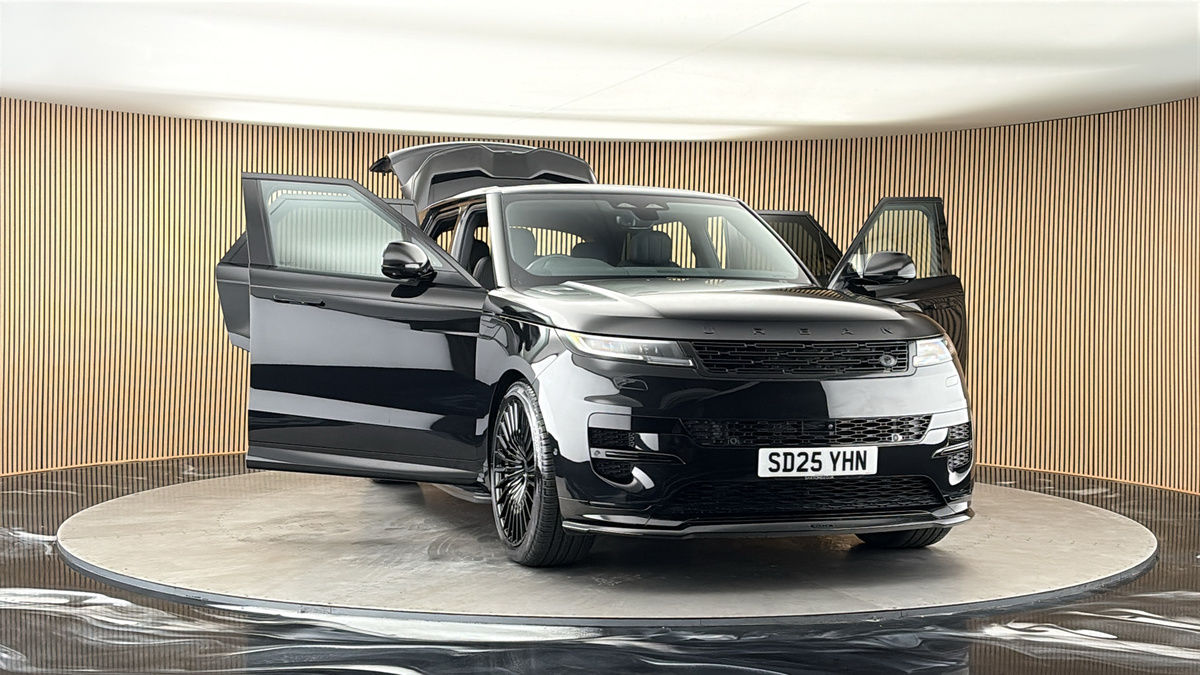 More views of Land Rover Range Rover Sport
