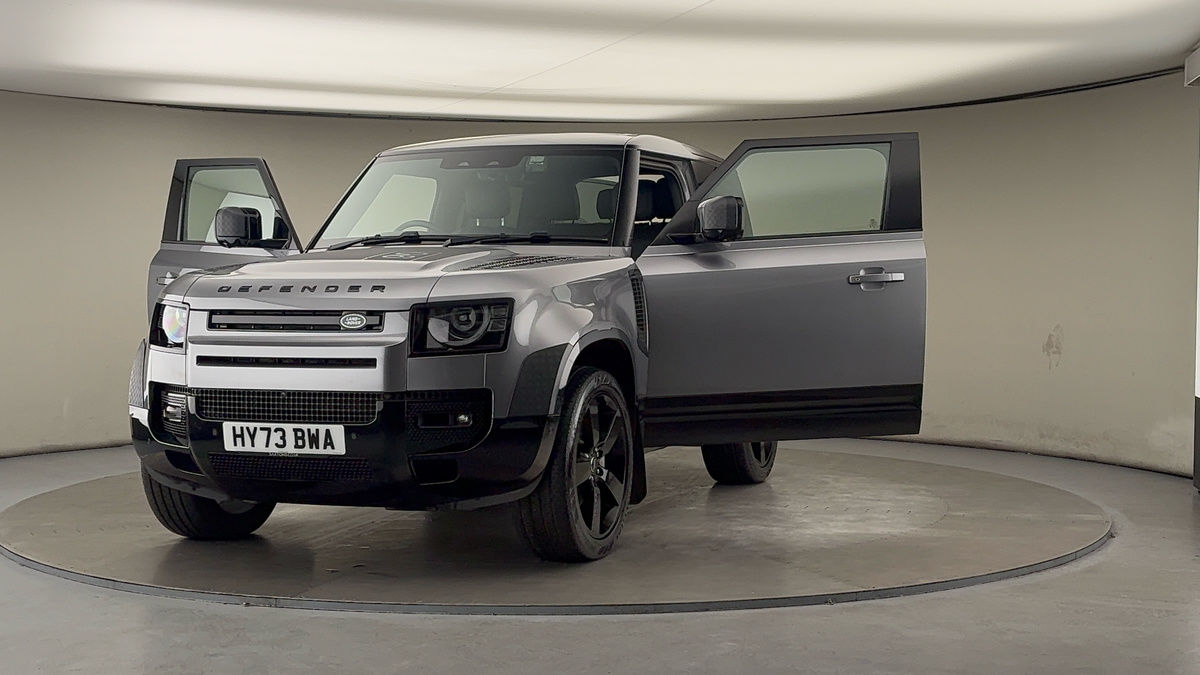 More views of Land Rover Defender 90