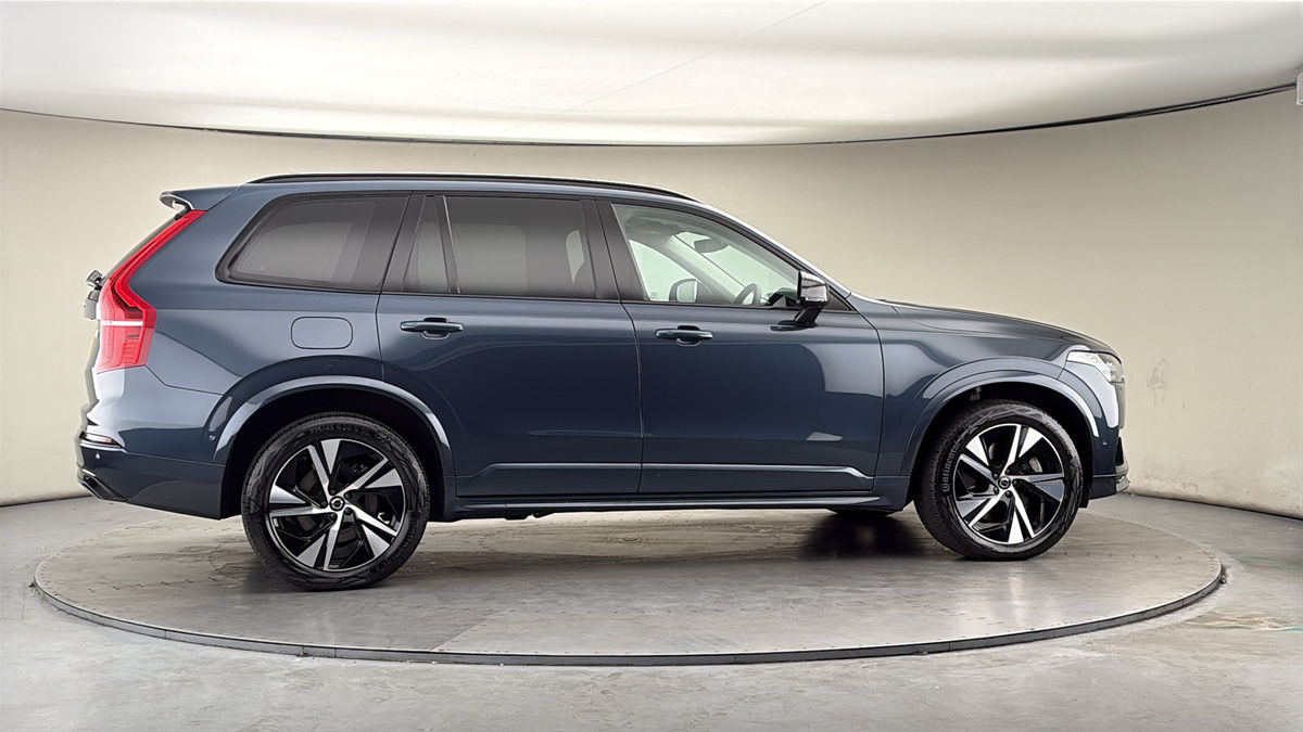 More views of Volvo XC90