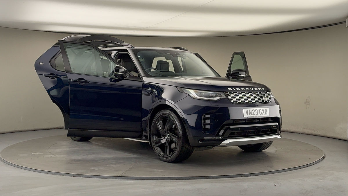 More views of Land Rover Discovery